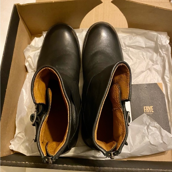 Frye Tyler Engineer Boots - Picture 3 of 6